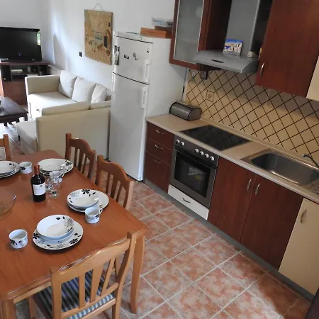 Konstantinos' * 尼基季